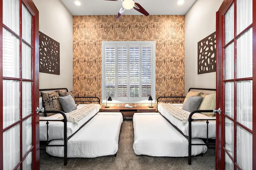 Showplace can help you host smarter.