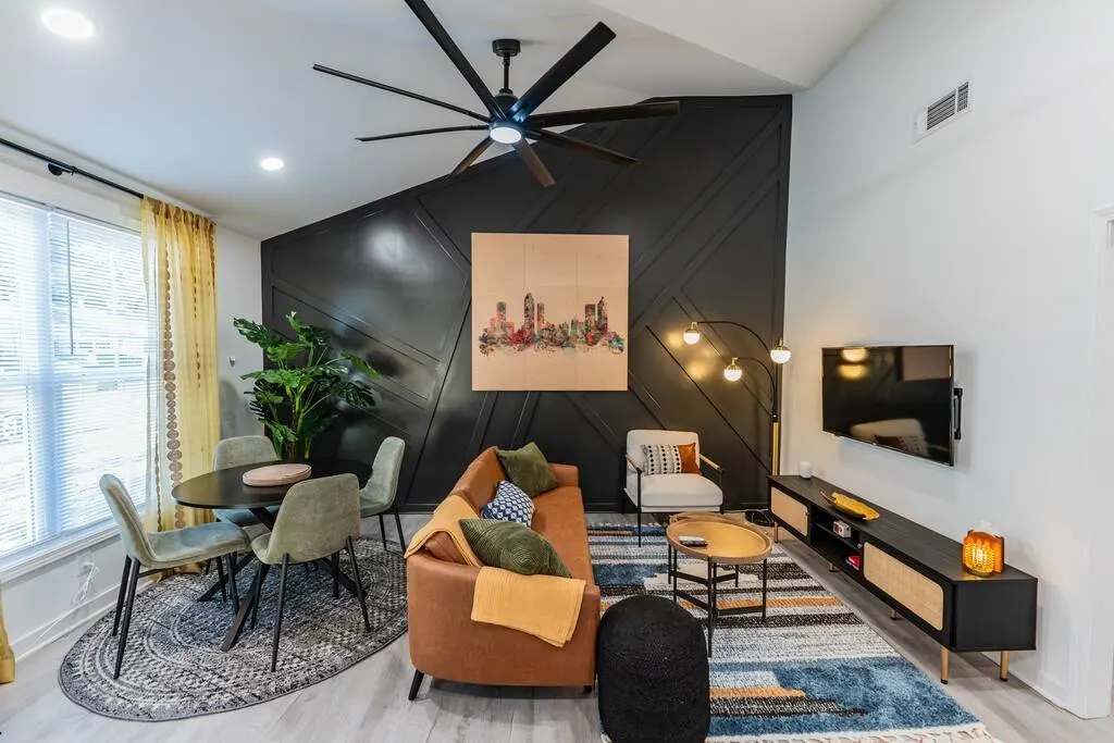 Showplace can help you host smarter.